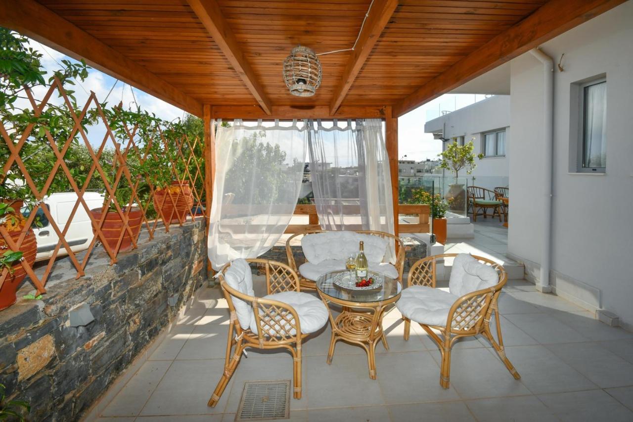 Asterisuites Makrýgialos Exterior foto